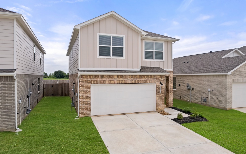 K3 - 4 bedroom floorplan layout with 2.5 bathrooms and 1890 square feet (Exterior
)